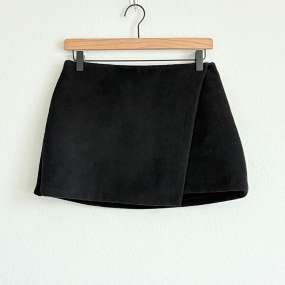 Abercrombie & Fitch Black Wrap Mini Skirt S Minimalist Asymmetric Dark Academia